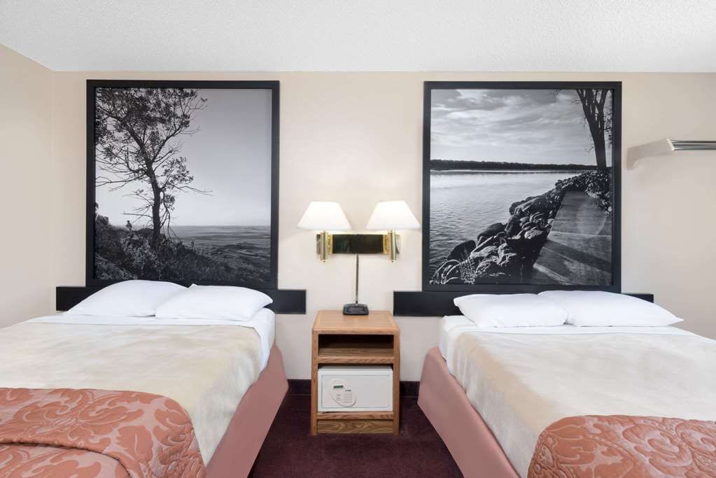 Super 8 Valley City - photo 10