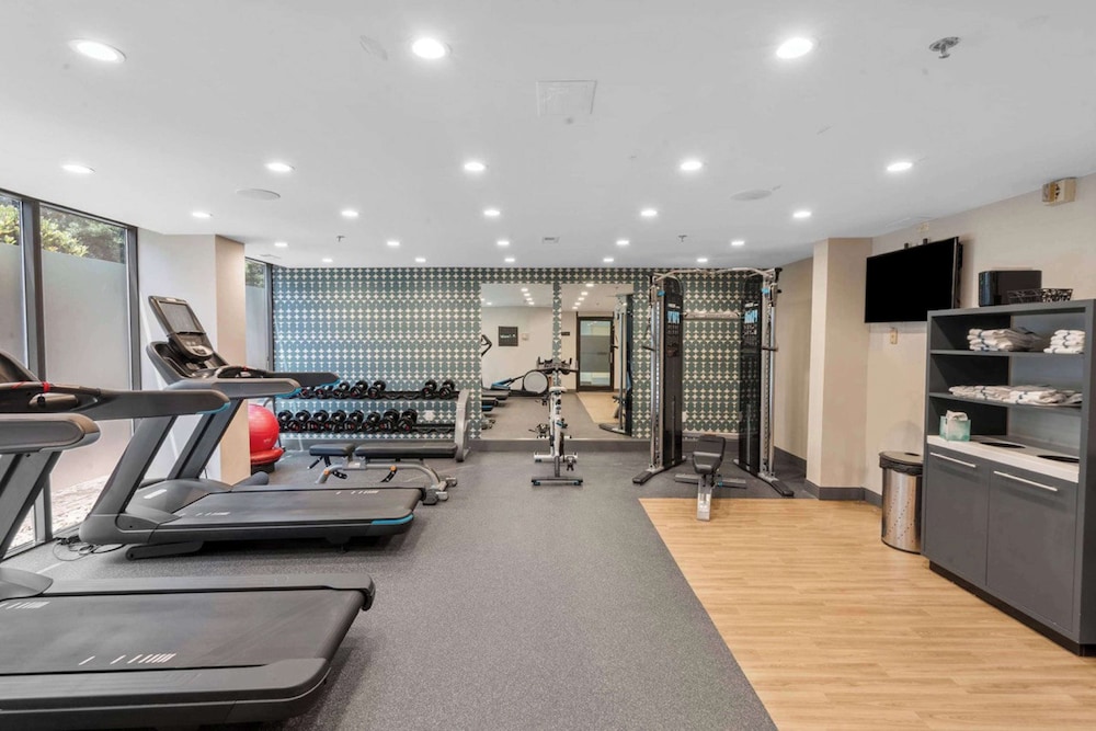 DoubleTree by Hilton South Charlotte Tyvola - photo 31