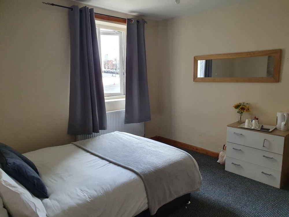 No10 in Oldham, United Kingdom