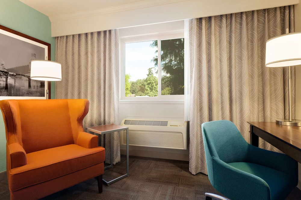 Hampton Inn Clackamas - photo 15