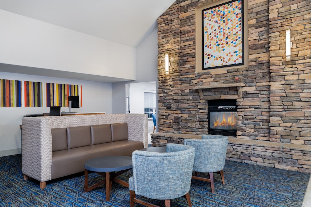 Holiday Inn Express & Suites Wheat Ridge Denver West - photo 54