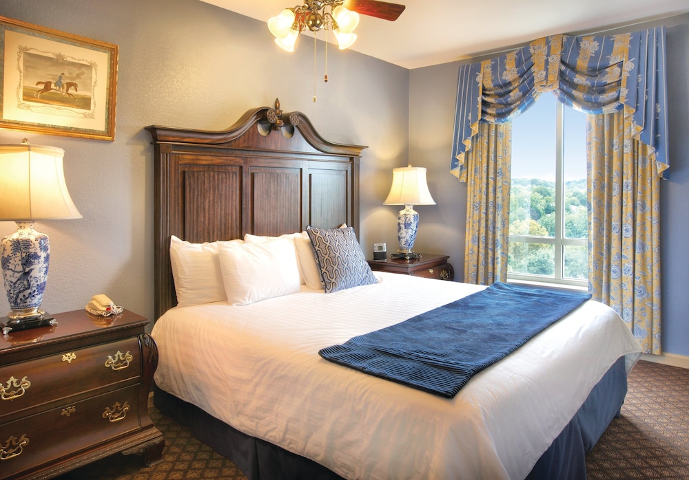 Club Wyndham Old Town Alexandria - photo 11