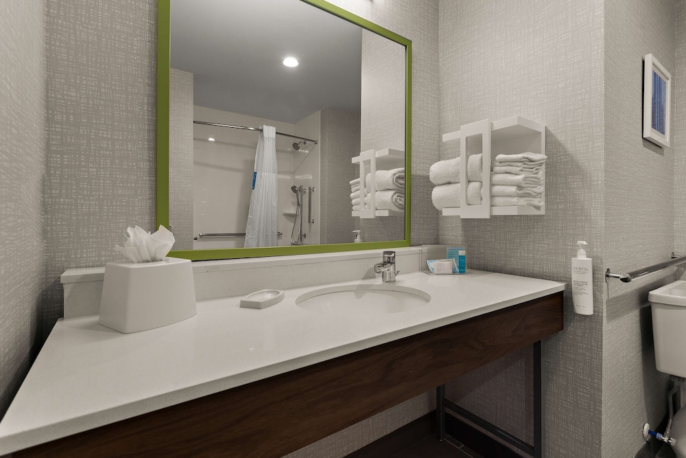 Hampton Inn & Suites by Hilton Ruskin I 75 - photo 37