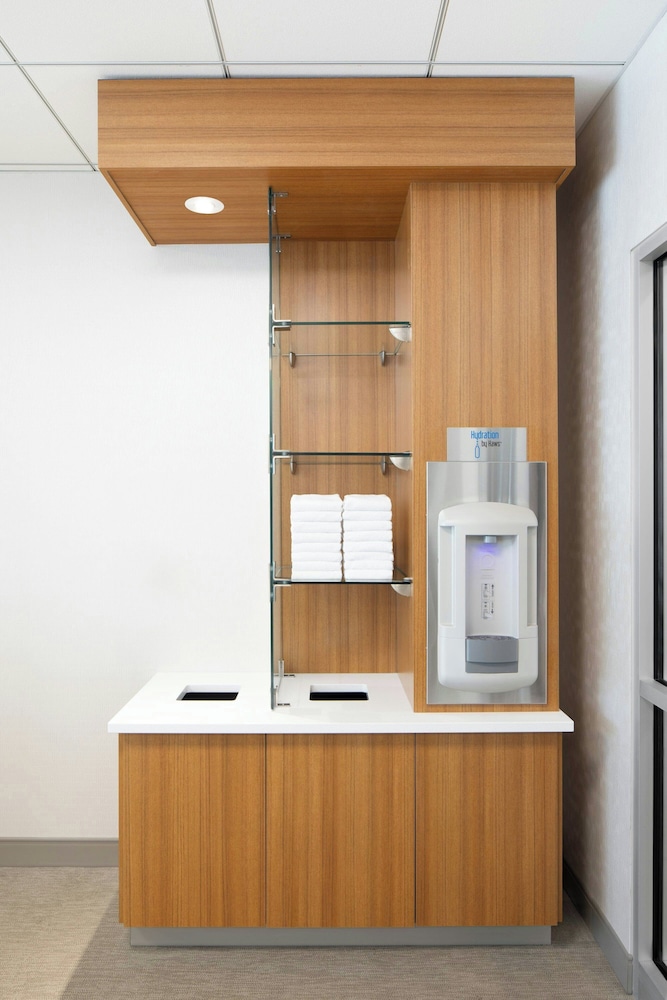 SpringHill Suites by Marriott Roanoke North - photo 31