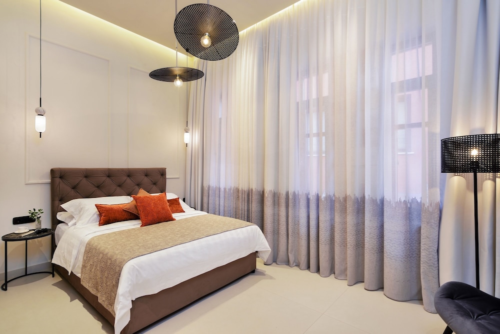 Neorion Living_old Harbour — 4-Star Luxury Hotel in Chania, Greece