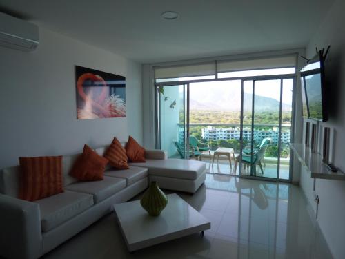 Costa Azul Suites 906 — 4-Star Luxury Hotel in Santa Marta, Colombia