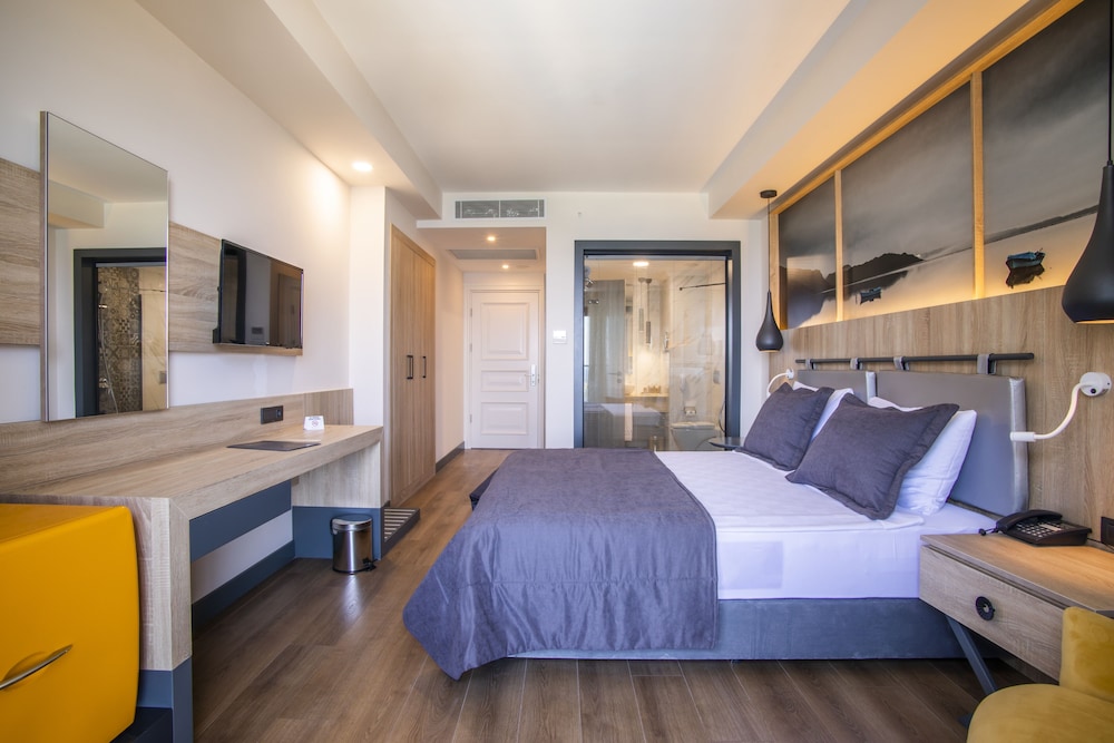 Maia Luxury Beach Hotel & Spa — 4-Star Luxury Hotel in Kusadasi, Turkey