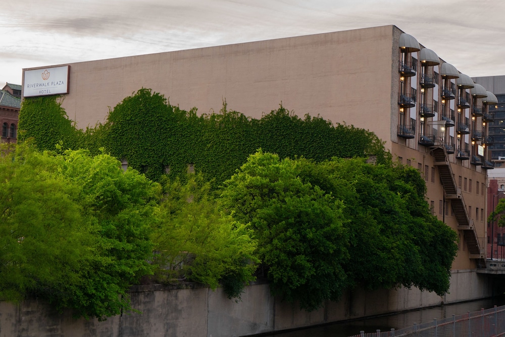 Riverwalk Plaza - photo 197