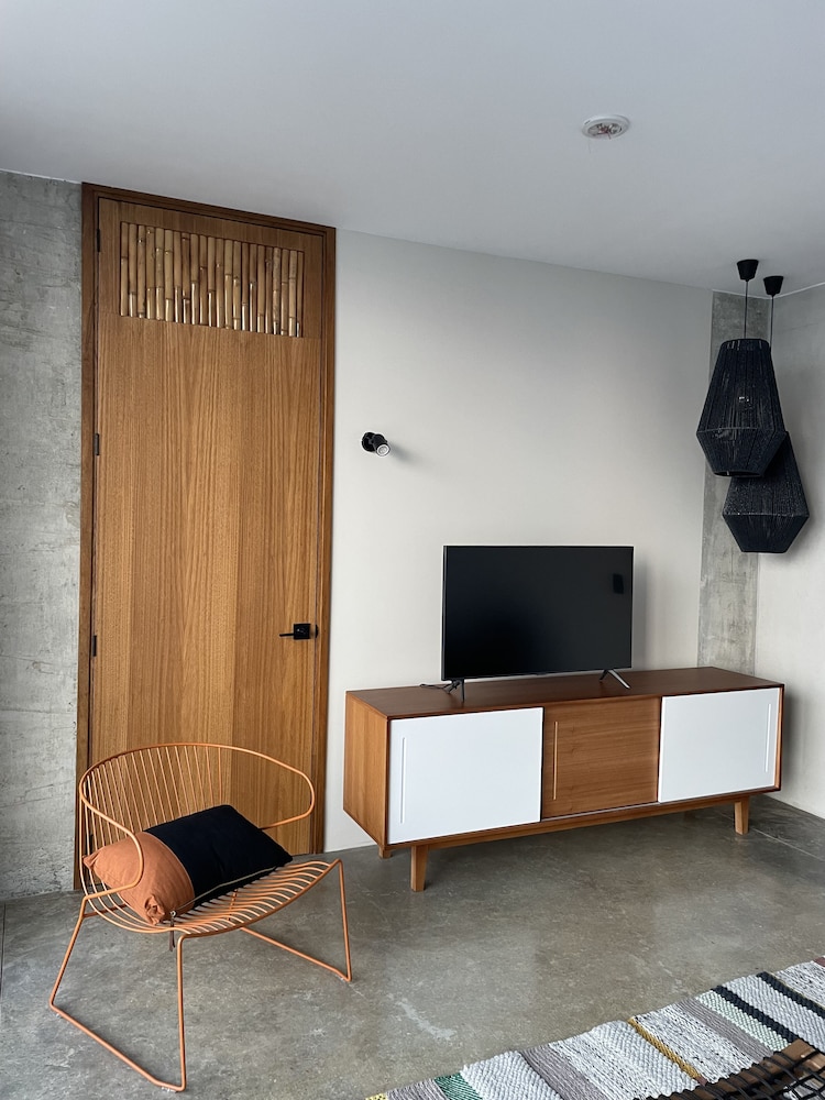 Eolia Sustainable Design Hotel — Manta — photo 3