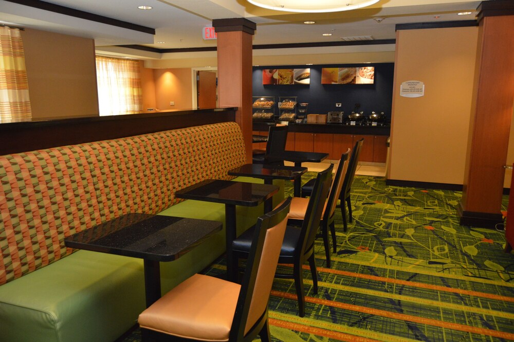 Fairfield Inn & Suites by Marriott Texarkana - photo 43