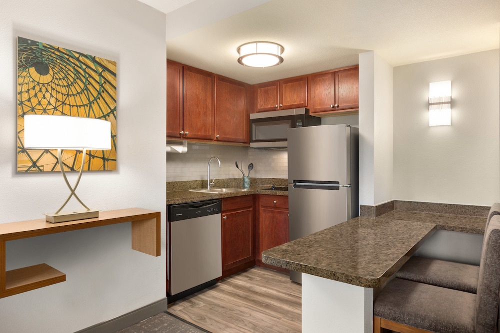 Staybridge Suites Tampa East Brandon by IHG - photo 15