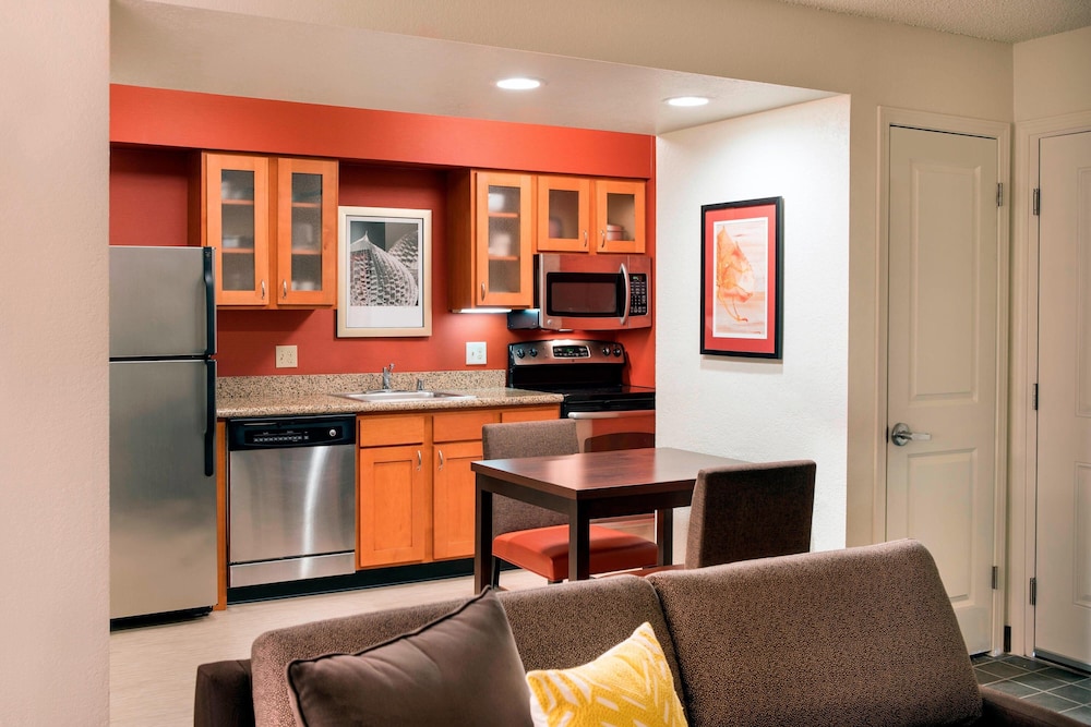 Residence Inn By Marriott Torrance Redondo Beach - photo 15