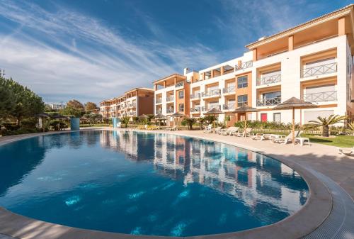 Blue House Corcovada — 4-Star Luxury Hotel in Albufeira, Portugal