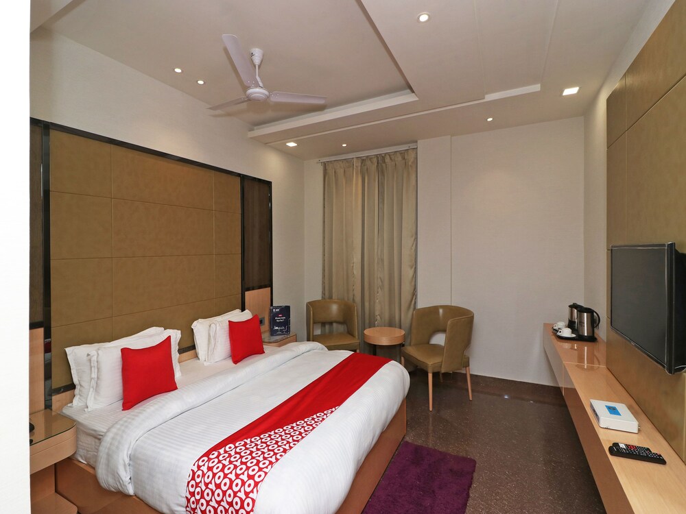 OYO 13616 Hotel Gala Galaxy — Bareilly — photo 2
