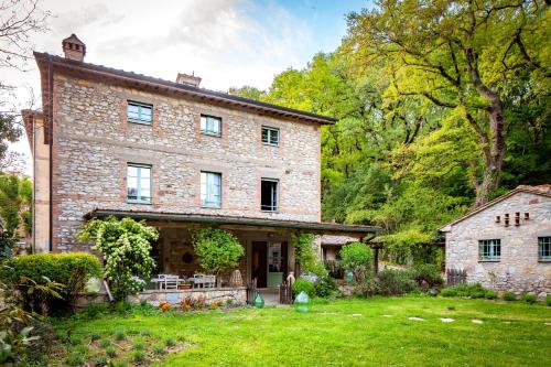 Locanda Quattro Vesta — 4-Star Luxury Hotel in San Casciano Dei Bagni, Italy