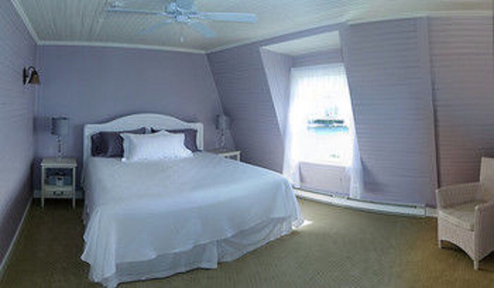 Grey Havens Inn - photo 16