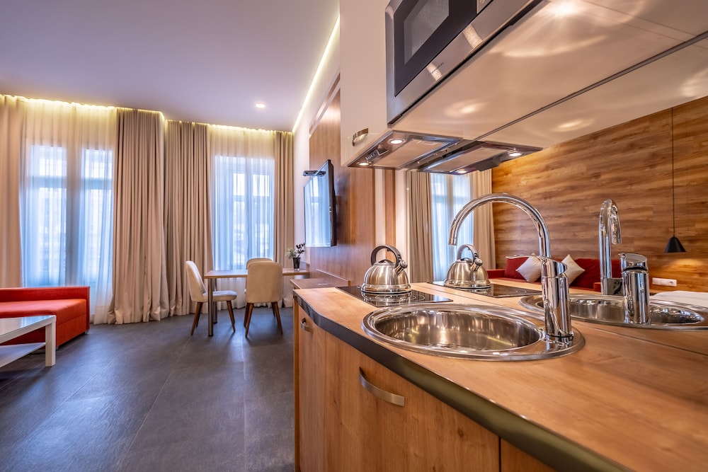 Private kitchenette