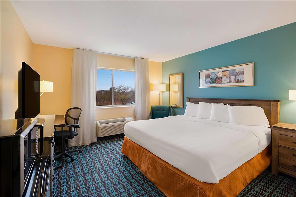 Americinn By Wyndham Minot - photo 9