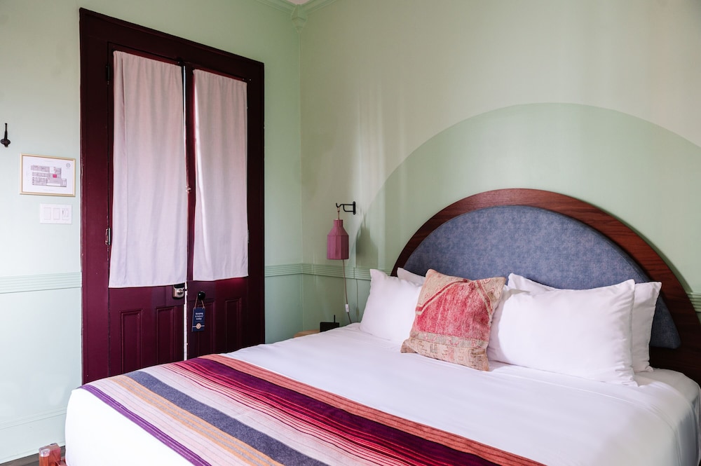 Frenchmen Hotel - photo 37