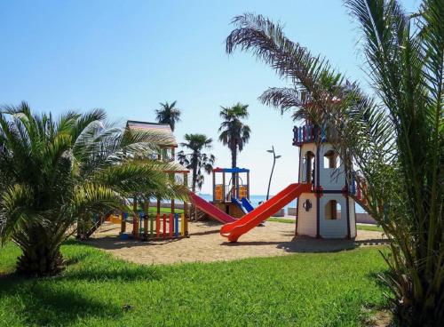 Sea View Apartment at Oasis