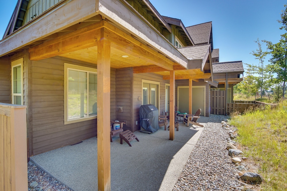 Suncadia Resort Townhome with Grill and Fireplace - photo 14