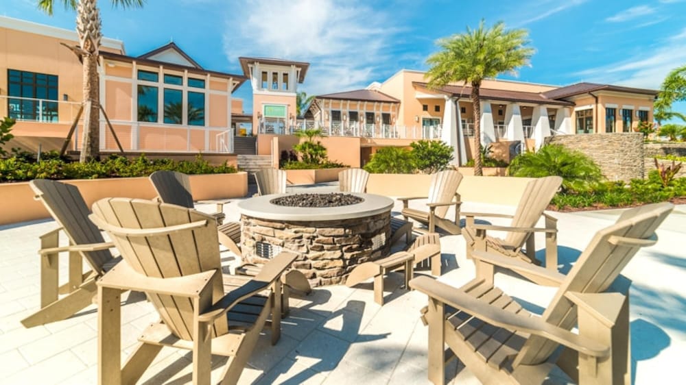 Solara Resort Brand New 4 Bed 4 5 Bath Townhome - photo 48