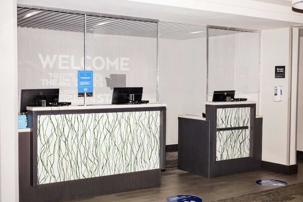 Hampton Inn & Suites Seattle Downtown - photo 2