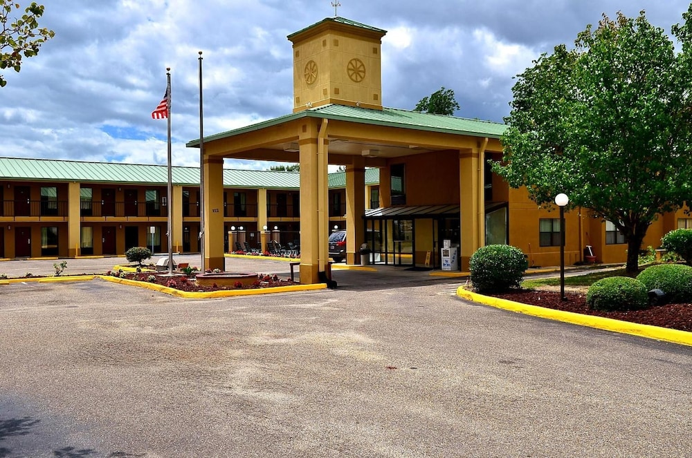 Executive Inn Opp - photo 29