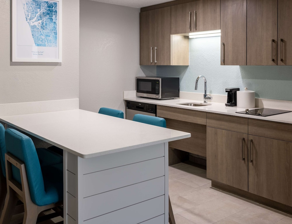 Hampton Inn & Suites Venice Bayside South Sarasota - photo 20