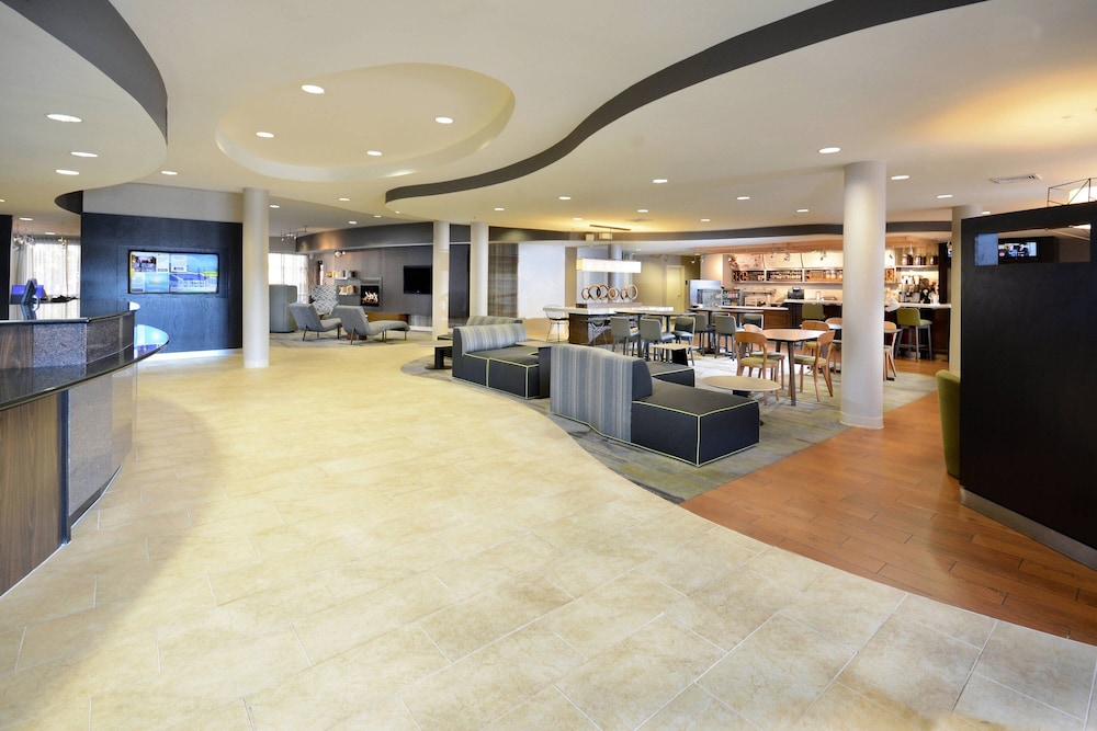 Courtyard by Marriott Danville - photo 4