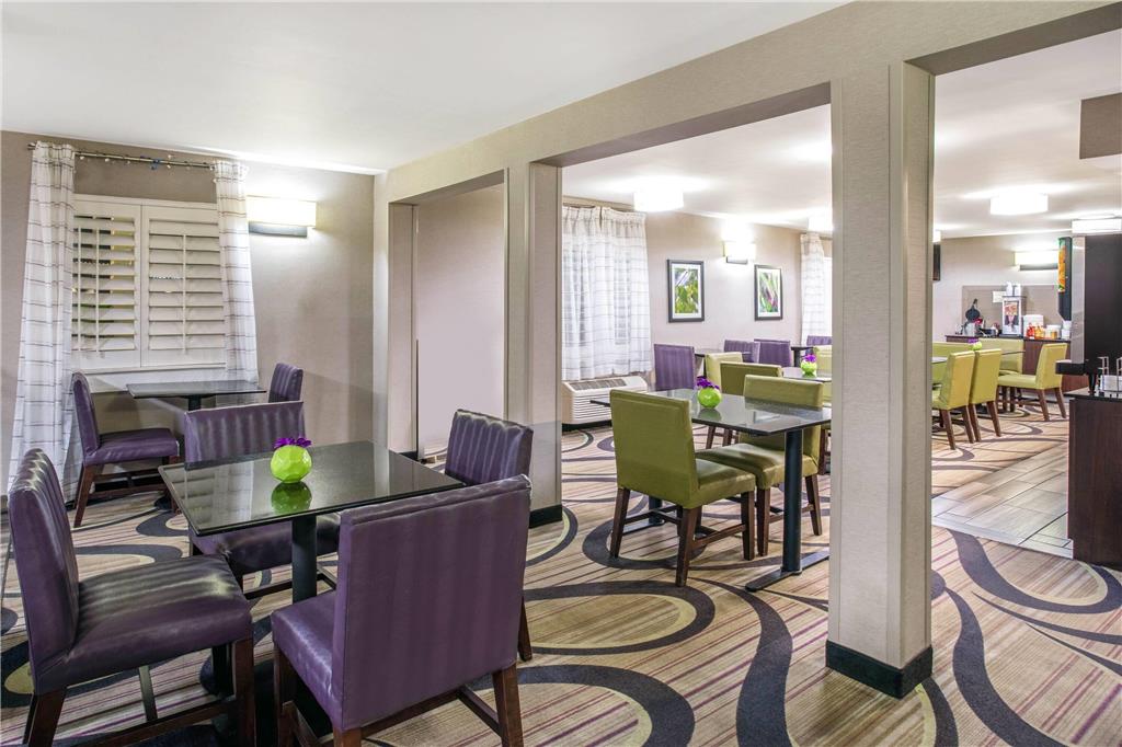La Quinta Inn by Wyndham Tucson East - photo 30