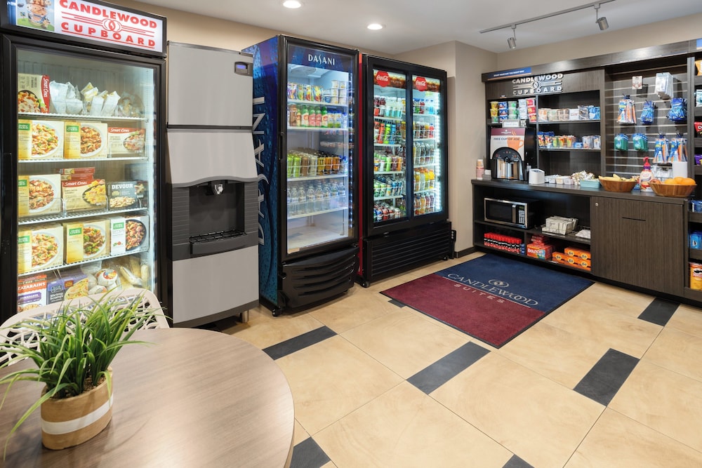Candlewood Suites Chester Philadelphia International Airport by IHG - photo 33