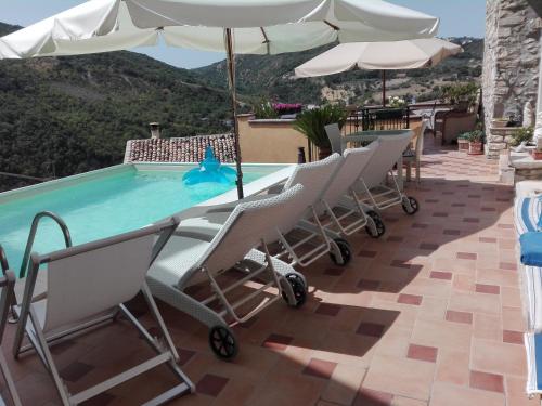 B&B Il Belvedere — 4-Star Luxury Hotel in Guardialfiera, Italy