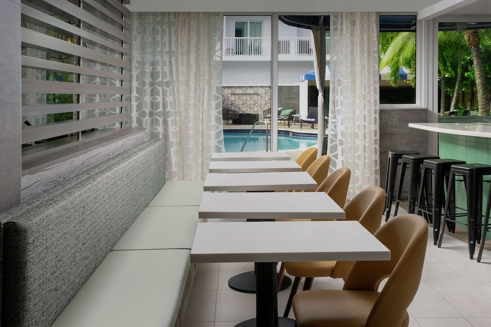 Hilton Garden Inn Miami Brickell South - photo 39