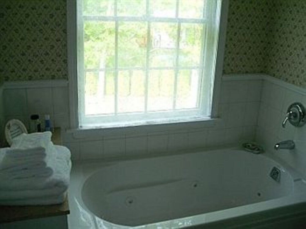 The Shearwater Inn - photo 30