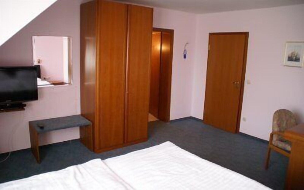 Weser Wasserbetten Hotel Baxmann — Hessisch Oldendorf — photo 3