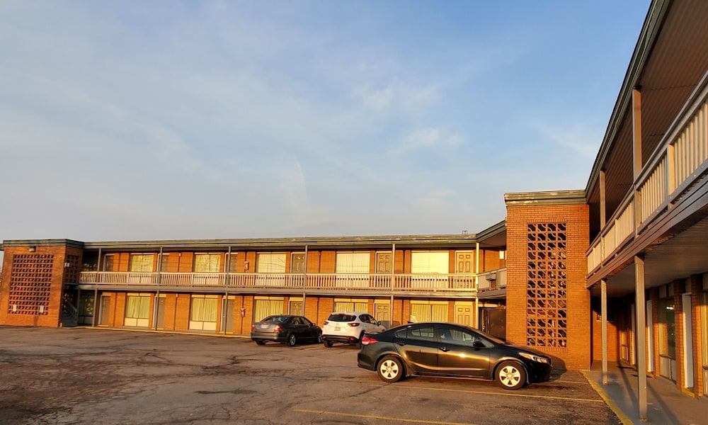 Royal Motel - photo 43