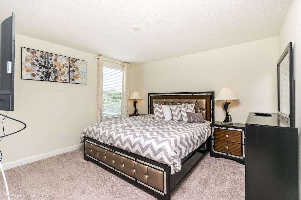 H1672brand new Amazing 8 Bedroom 5 Bathroom Resort - photo 13