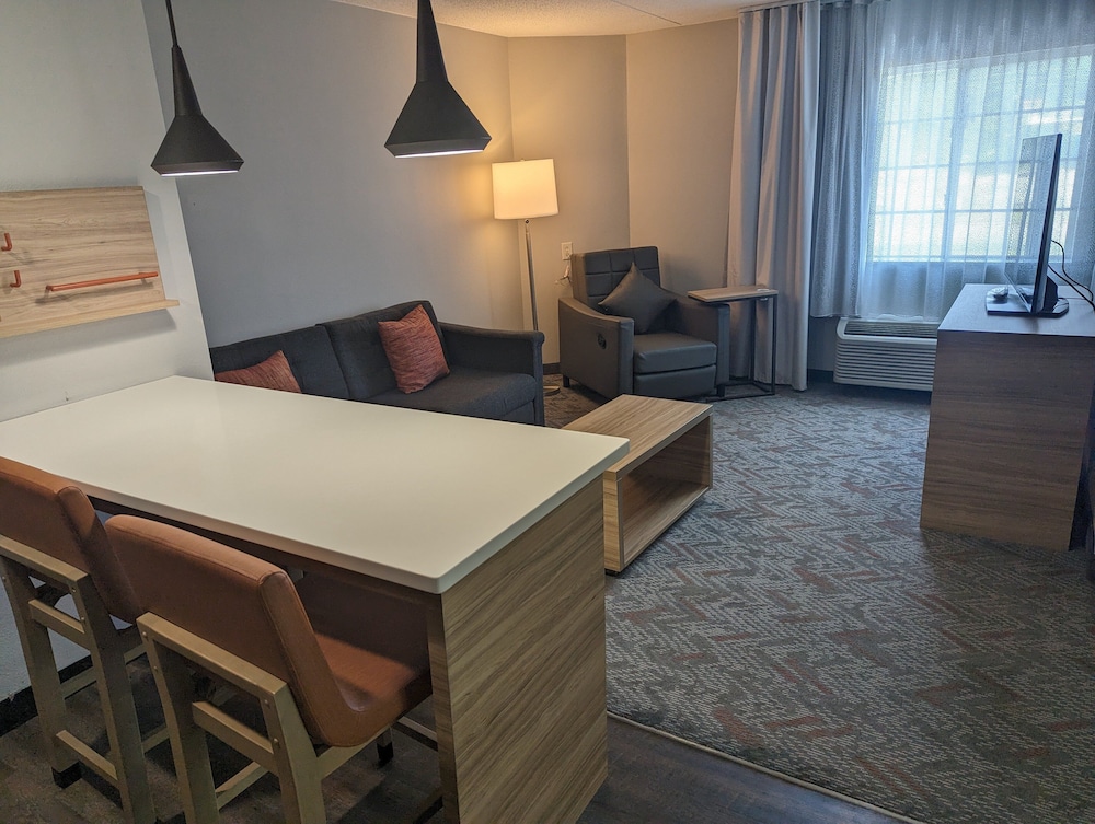 Candlewood Suites Wilson an IHG Hotel - photo 2