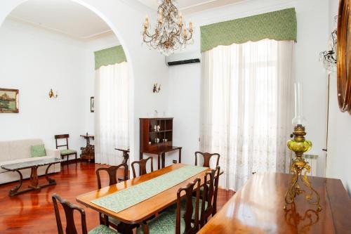 San Pasquale 62 Apartment — 4-Star Luxury Hotel in Naples, Italy