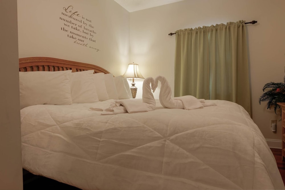 1501 Golf View Towers Southern Comfort - photo 10