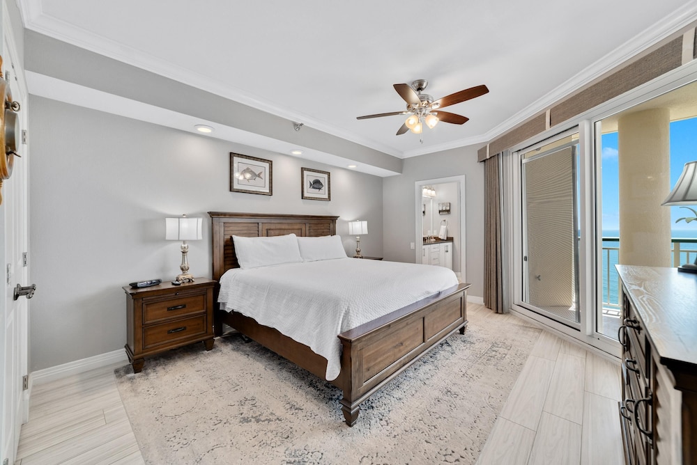 Beach Colony Tower 18c Penthouse - photo 10