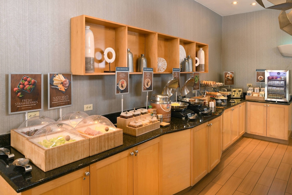 SpringHill Suites Des Moines West - photo 23