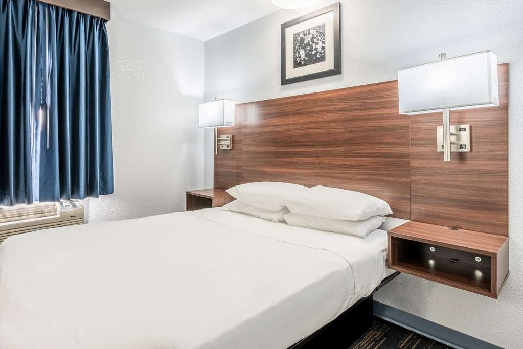 Americas Best Value Inn Searcy - photo 15