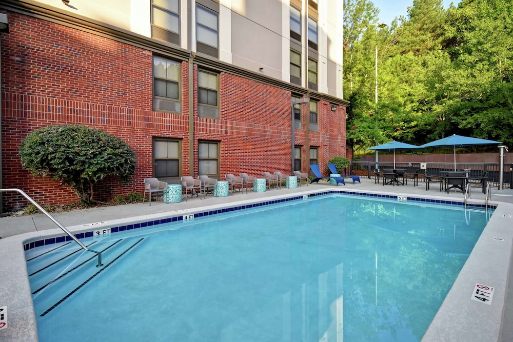 Hampton Inn Atlanta Mall Of Georgia - photo 26