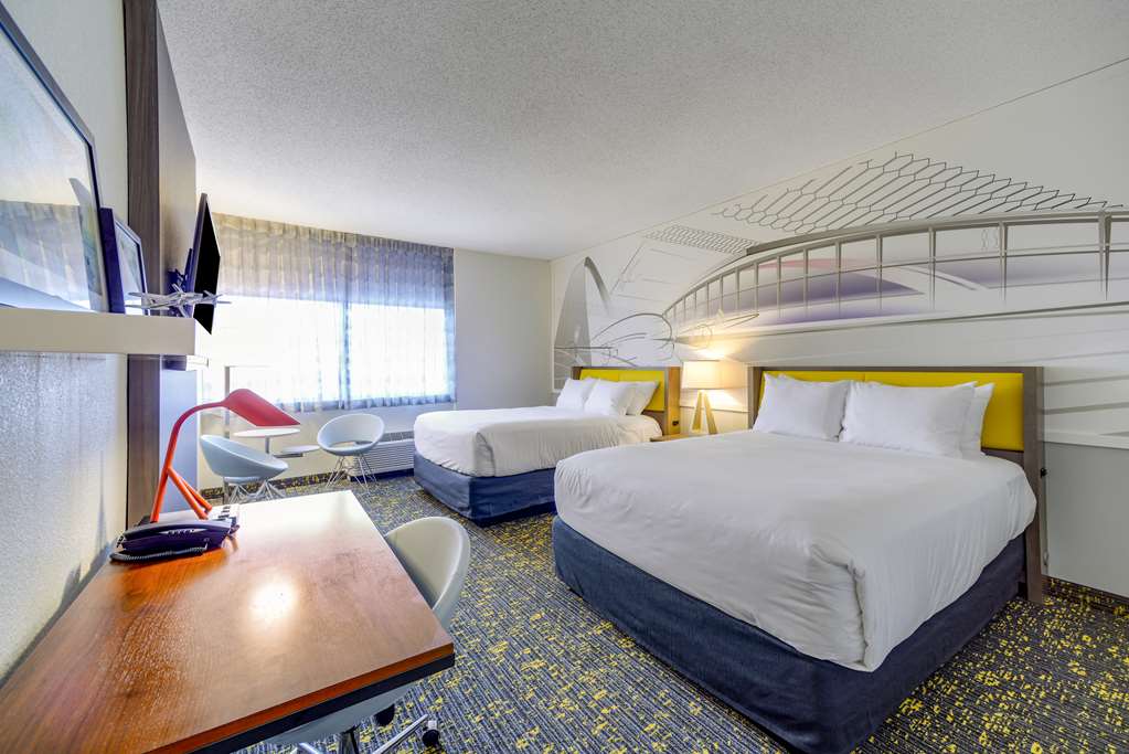 Hotel RL St. Louis Airport - photo 3