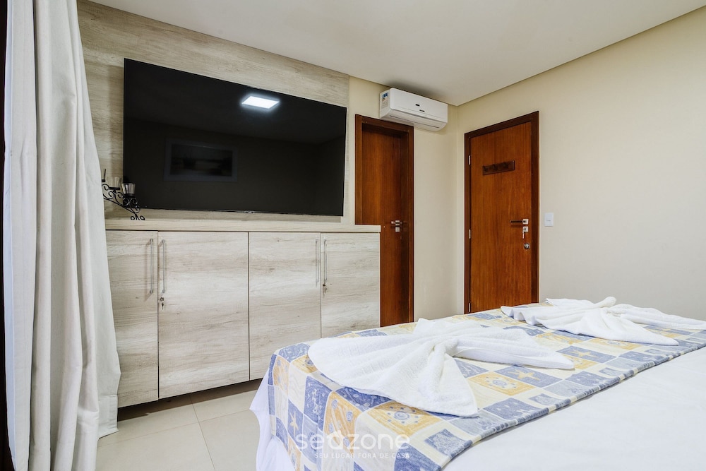 Casa com piscina a 5 minutos da Praia CMV004 — 4-Star Luxury Hotel in Marau, Brasil