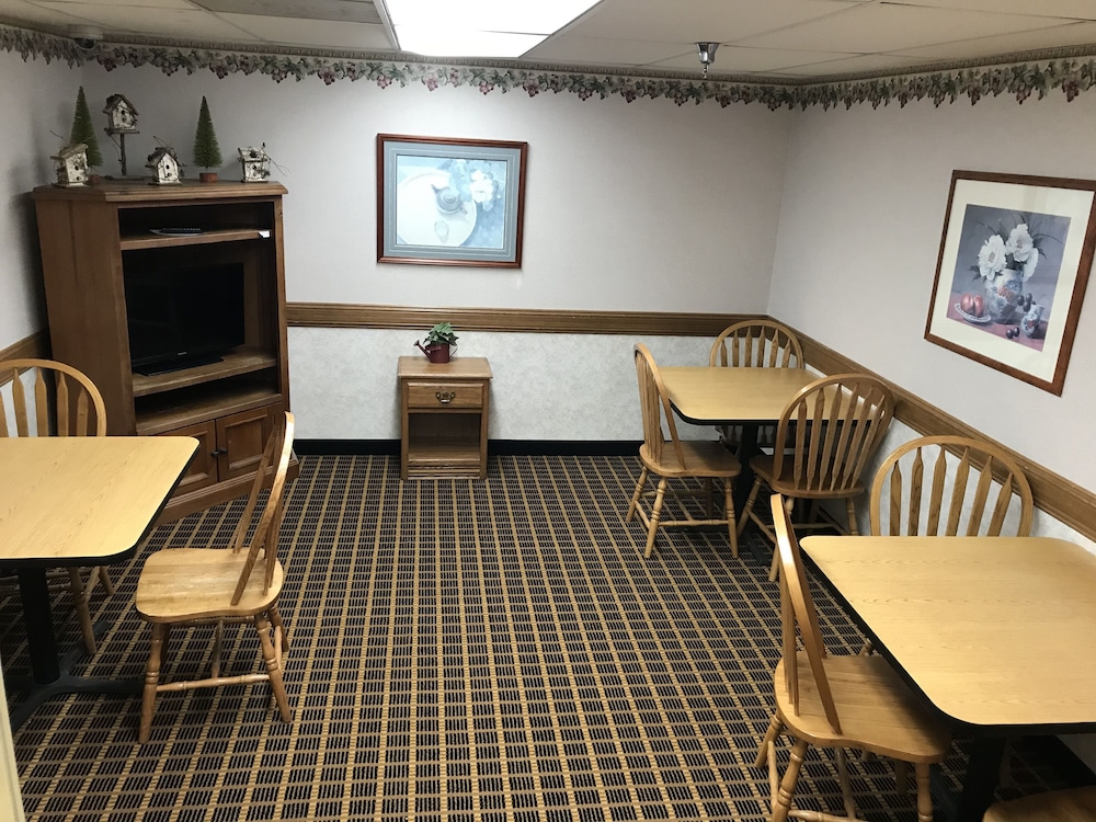 Country Inn Deerwood - photo 48