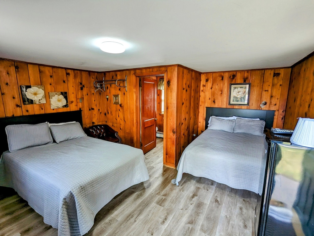 Riverside Motel - photo 48