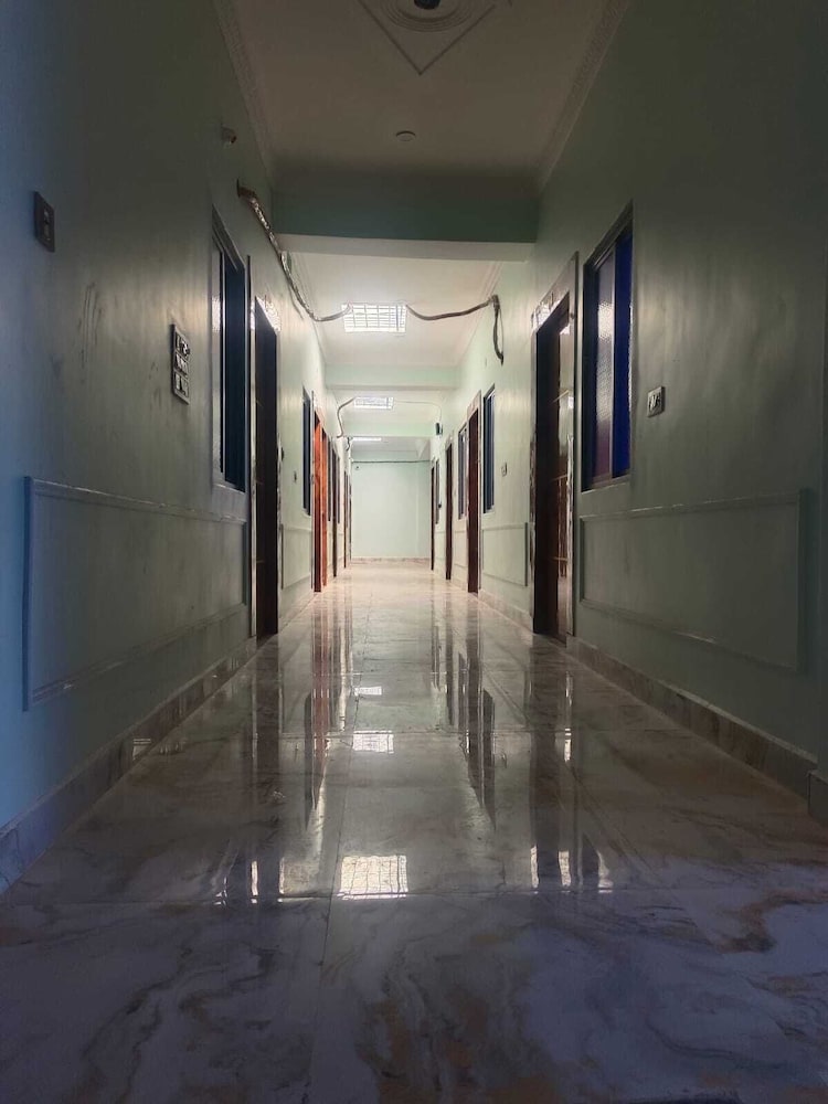 Hotel Leela Palace — Tikamgarh — photo 2